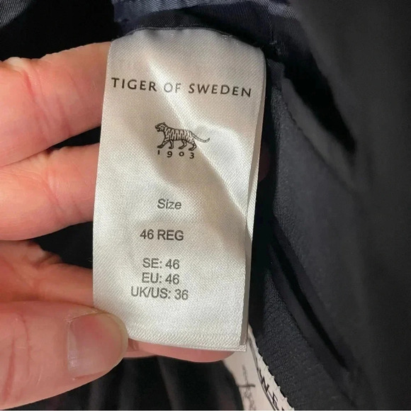 Tiger  of Sweden Harrie 4 Wool Blazer - Picture 9 of 13